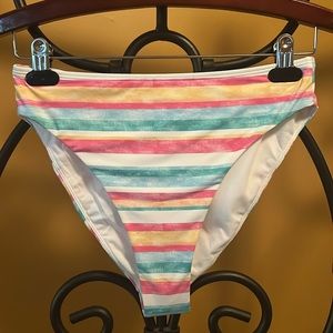 ROXY Island In The Sun Collection